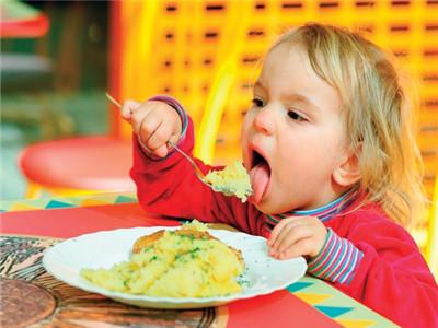 冬季小孩子适合吃哪些食物给大家介绍介绍